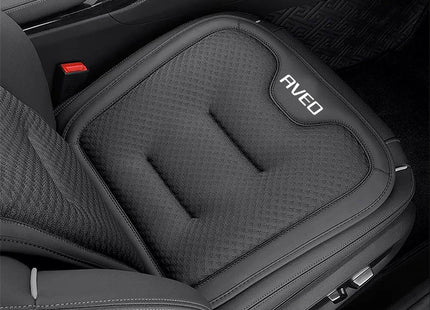Coussin de Siège de Voiture pour Chevrolet Aveo T250 T300 (2011-2024) – Housse de Protection Dossier et Siège Arrière – Matériau Soie Glacée – Toutes Saisons – Rembourrage en Duvet – Épaisseur Standard