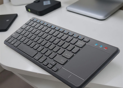 Clavier Sans Fil avec Pavé Tactile Intégré 2.4G – 78 Touches Compactes, Léger et Durable pour Laptop, Ordinateur, Smart TV et Tablette